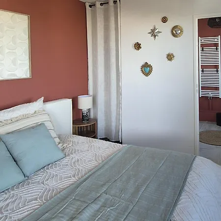 T2 Lumineux Avec Terrasse Vue Zenith - Parking Inclus *