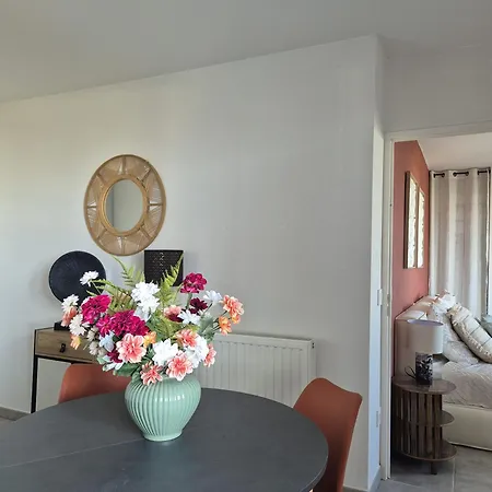 T2 Lumineux Avec Terrasse Vue Zenith - Parking Inclus 아파트 *