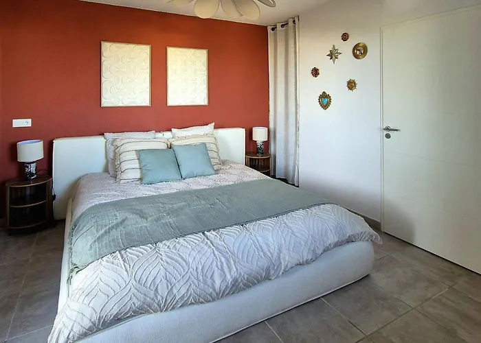 T2 Lumineux Avec Terrasse Vue Zenith - Parking Inclus Apartment