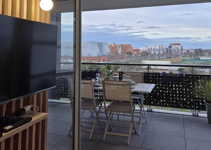 T2 Lumineux Avec Terrasse Vue Zénith - Parking Inclus Appartement *